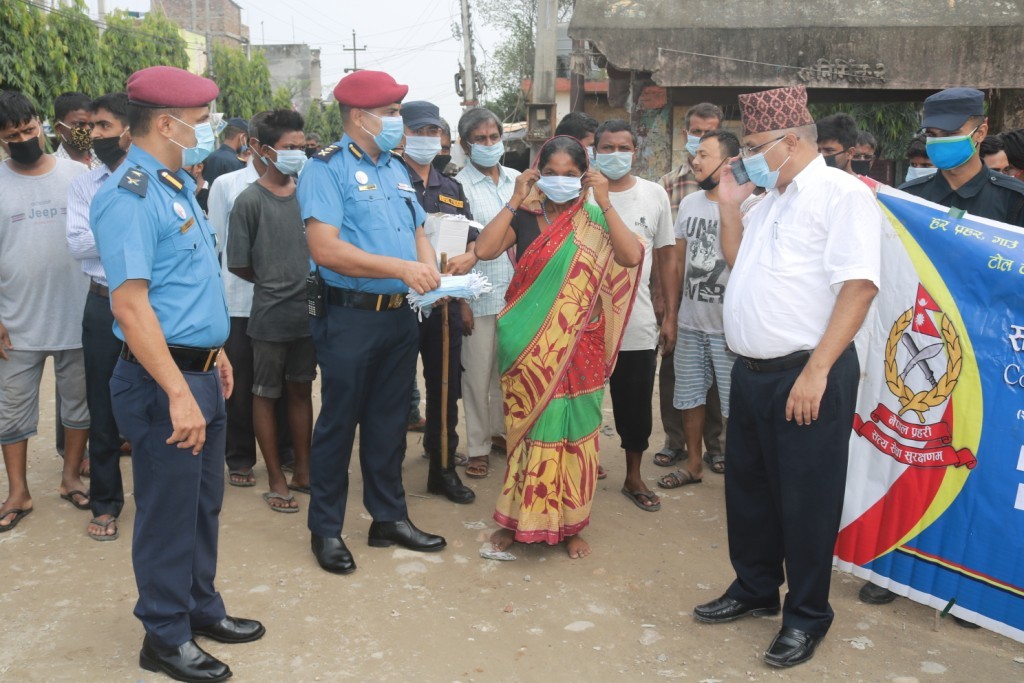 कोभिड-१९ सम्बन्धी जनचेतना तथा मास्क वितरण कार्यक्रम सम्पन्न