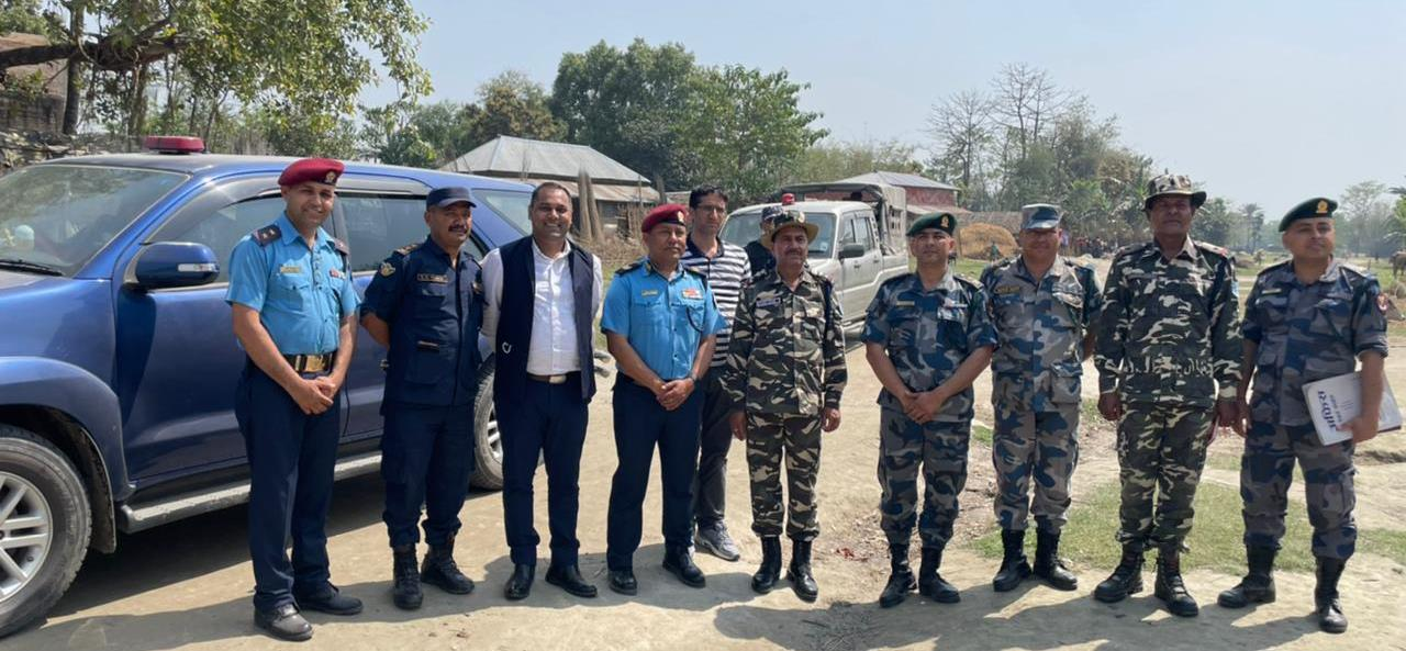 सुरक्षा निकायका प्रमुखहरुद्वारा नेपाल-भारत सीमा स्तम्भहरुको निरीक्षण